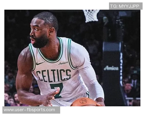 末节狂砍14分杰伦布朗全场25投11中斩获31分9篮板2助攻2封盖表现出色